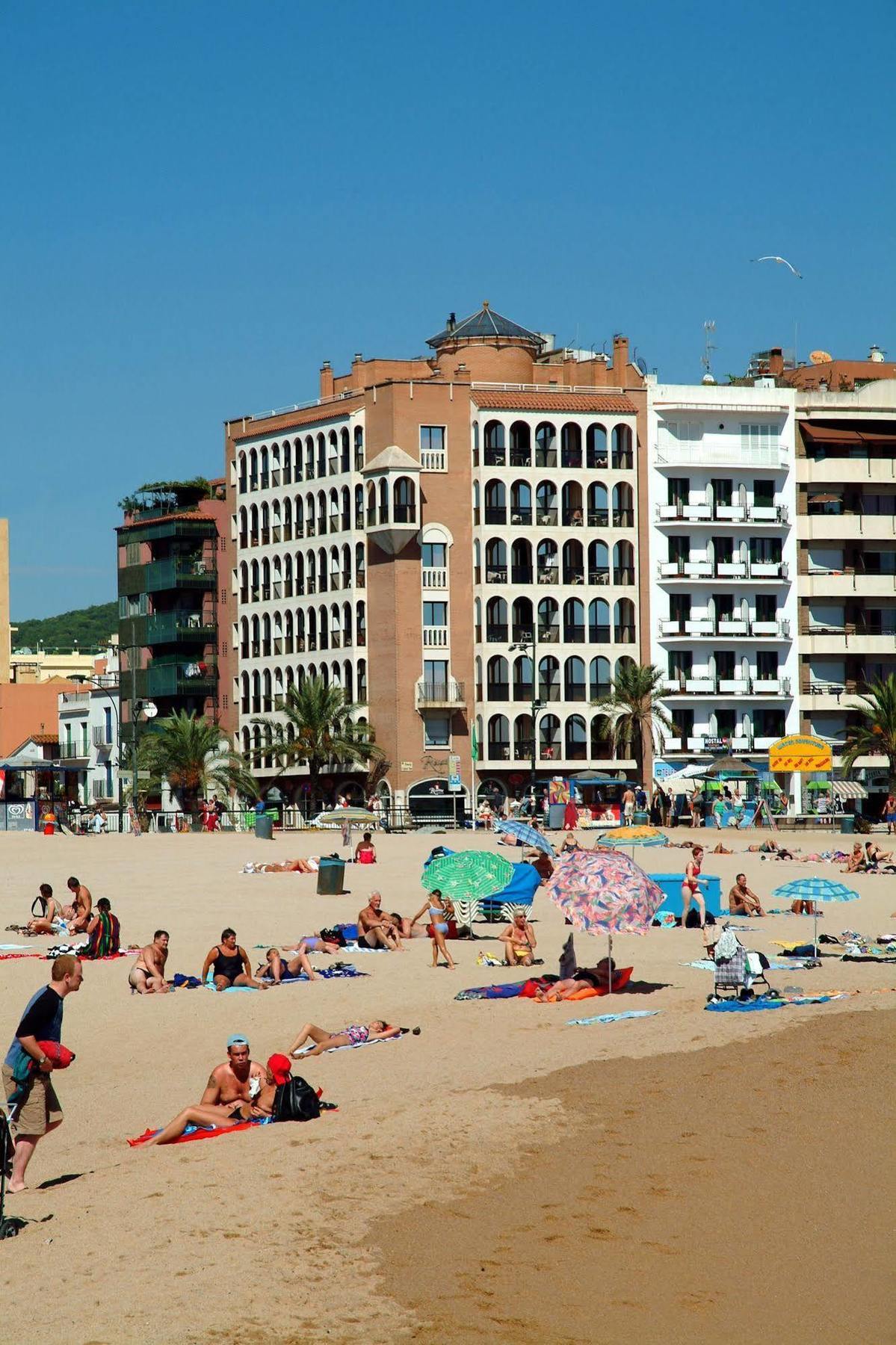 Apartaments Rosanna Lloret de Mar Kültér fotó